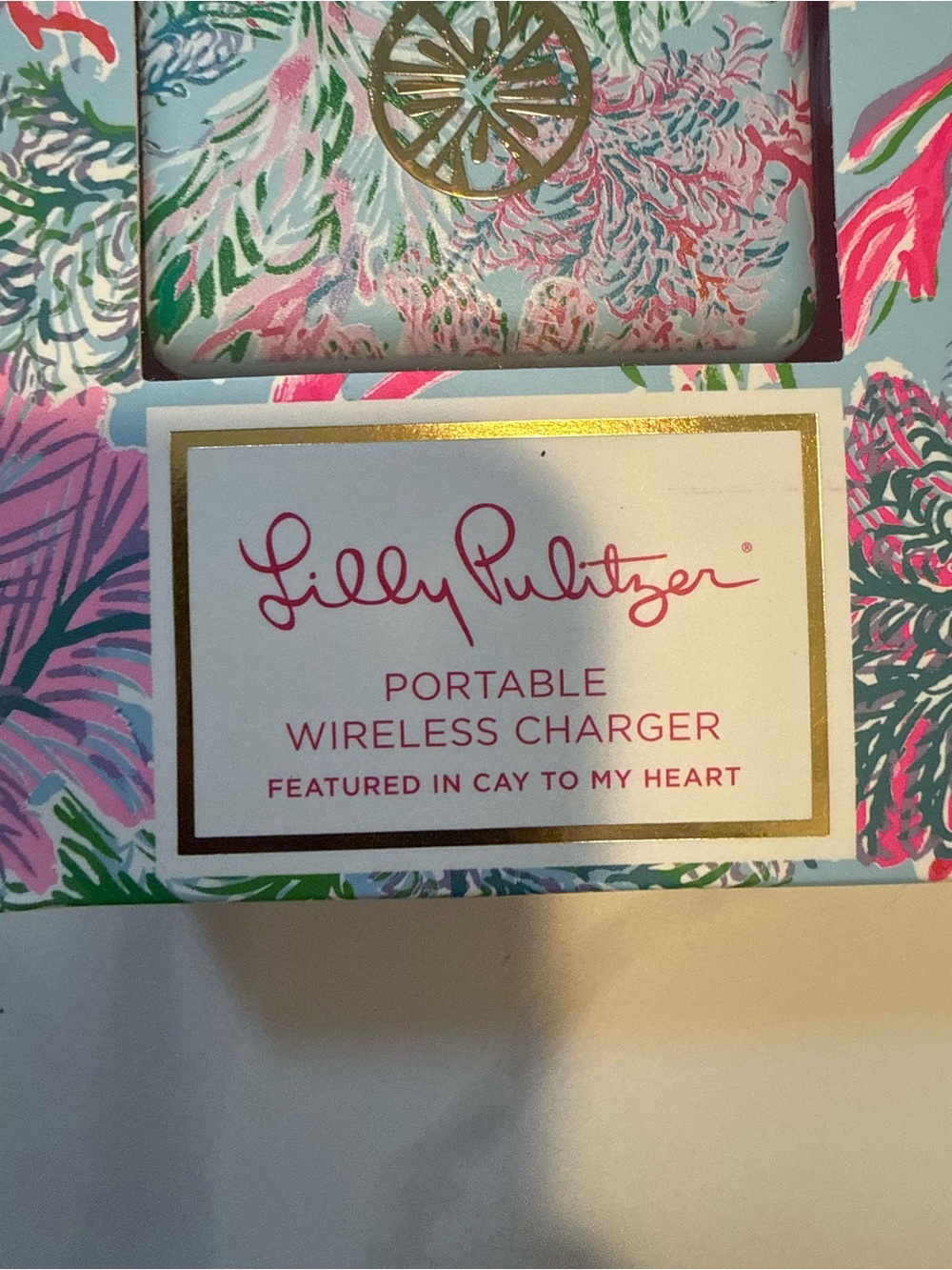 Lilly Pulitzer Portable Wireless Charger Features In Cay To My Heart - Picture 4 of 7
